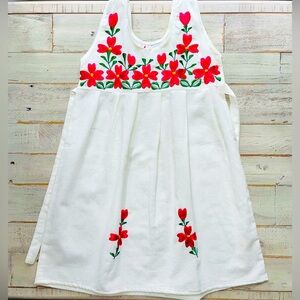 Toddler girls size 4 dress handmade in Mexico white floral NWOT